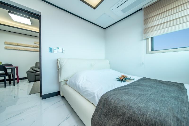 Jeju Skyhill Pension Seogwipo Eksteriør bilde
